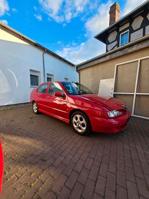Alfa Romeo 145 2000