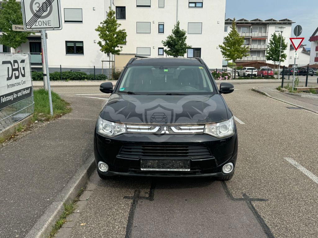 Mitsubishi Outlander 2012