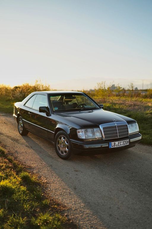 Mercedes-Benz CE 220 1992