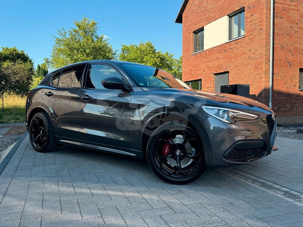 Alfa Romeo Stelvio 2021