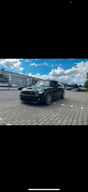 Mini John Cooper Works 2011