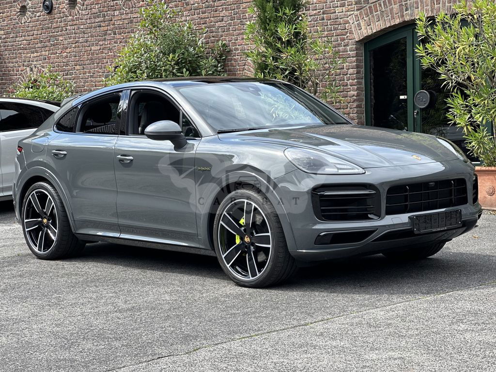 Porsche Cayenne 2022