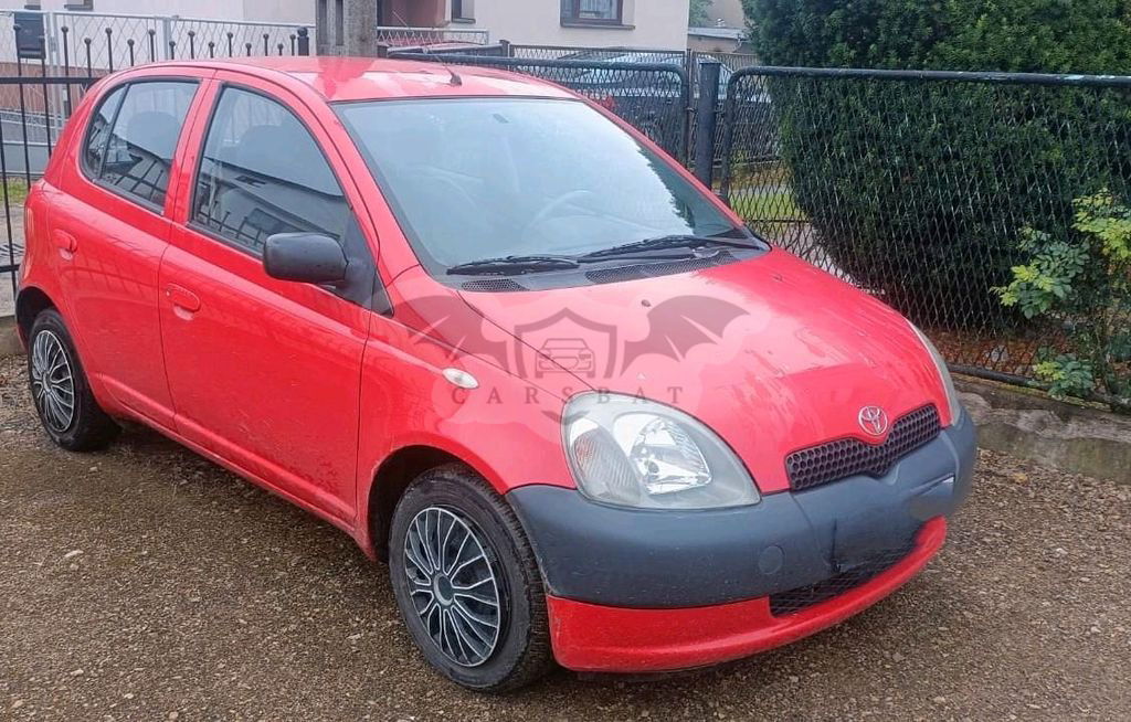 Toyota Yaris 1999