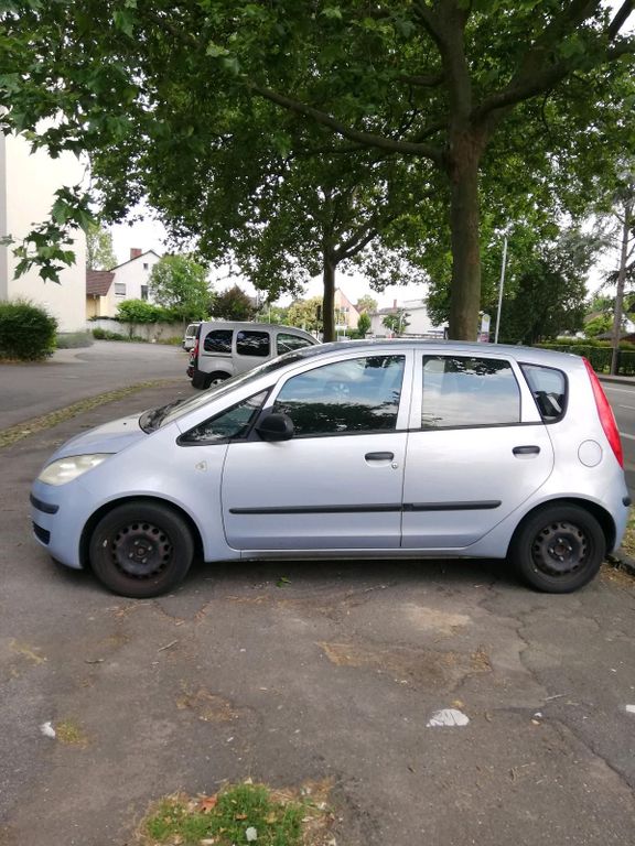 Mitsubishi Colt 2004