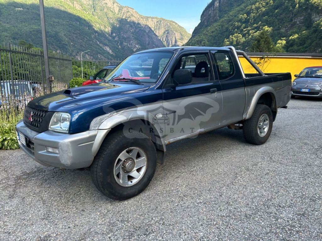Mitsubishi L200 2004