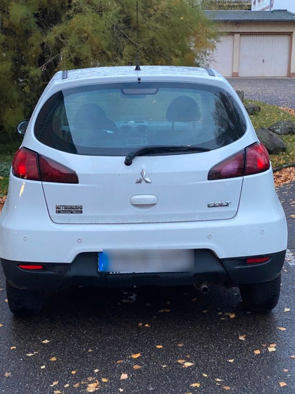 Mitsubishi Colt 2011