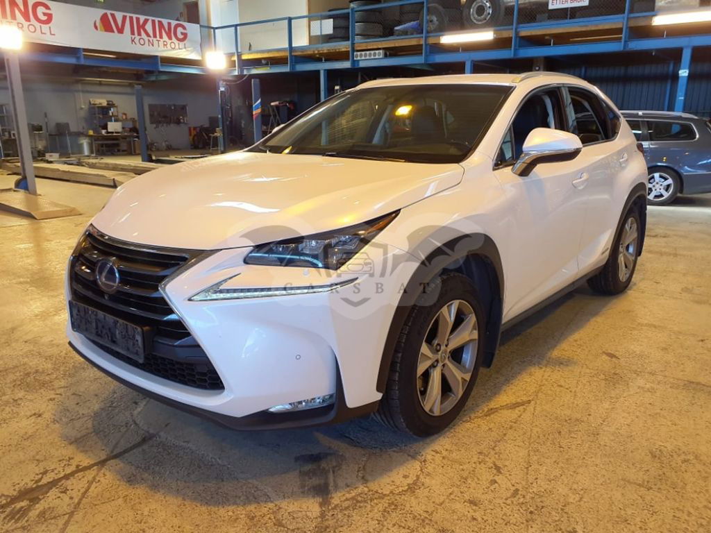 Lexus NX 300 2015