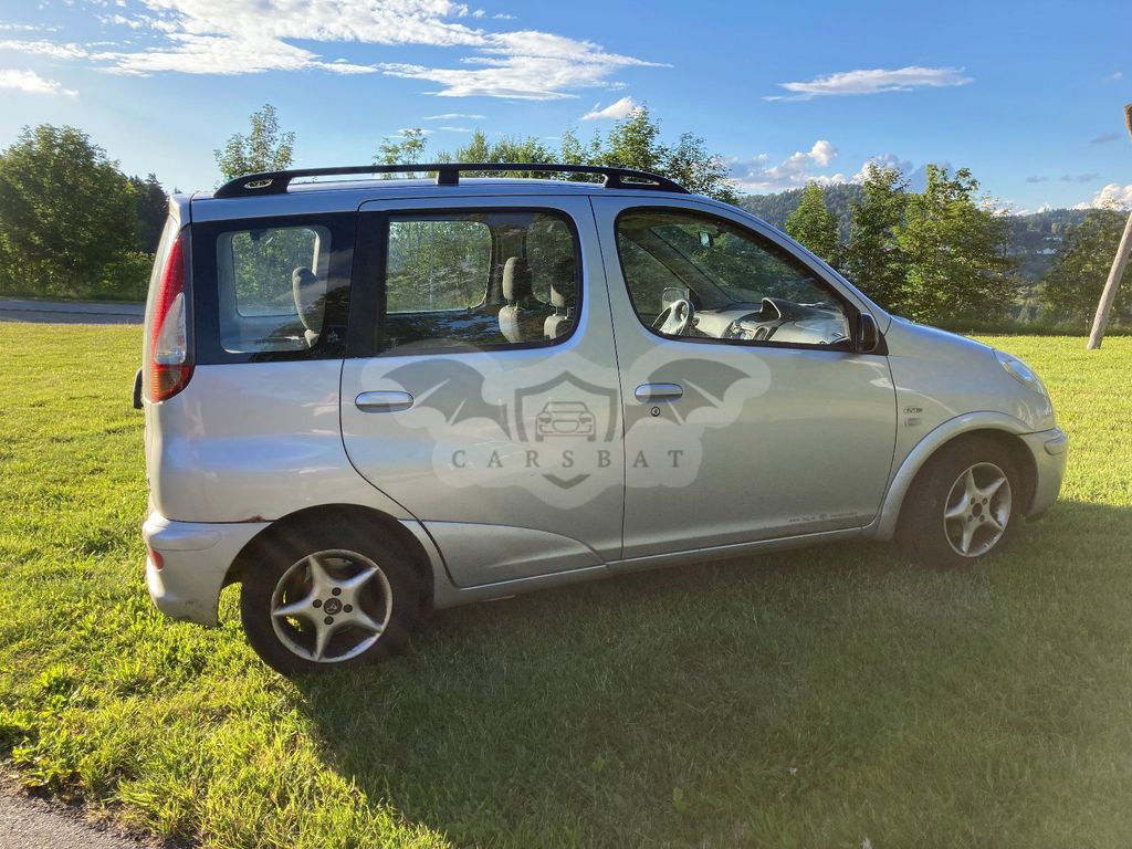 Toyota Verso 2003