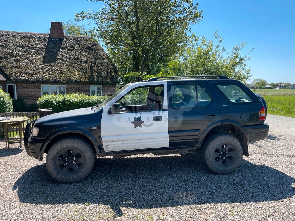 Opel Frontera 2002