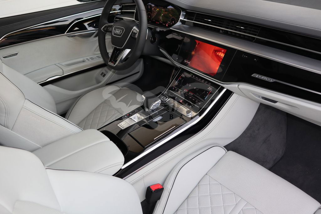 Audi A8 2023