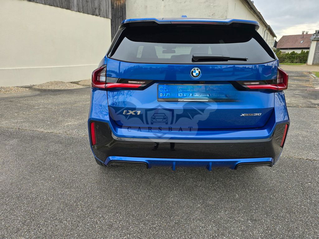 BMW iX1 2023