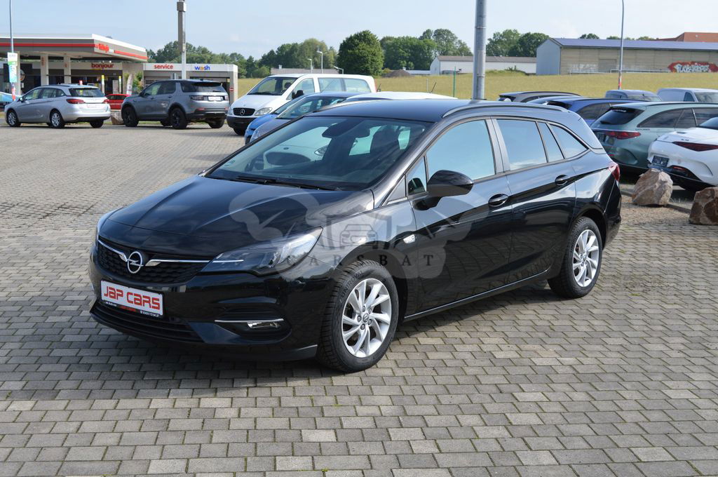 Opel Astra 2022