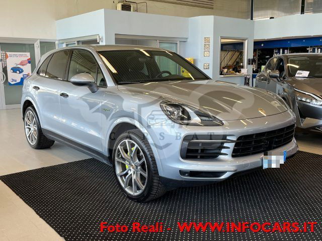 Porsche Cayenne 2020