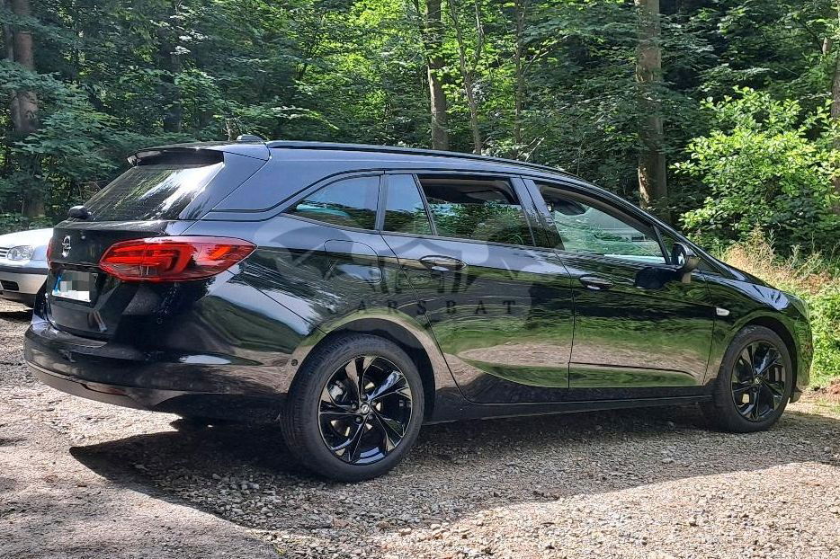Opel Astra 2021