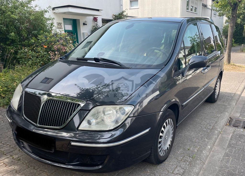 Lancia Phedra 2008