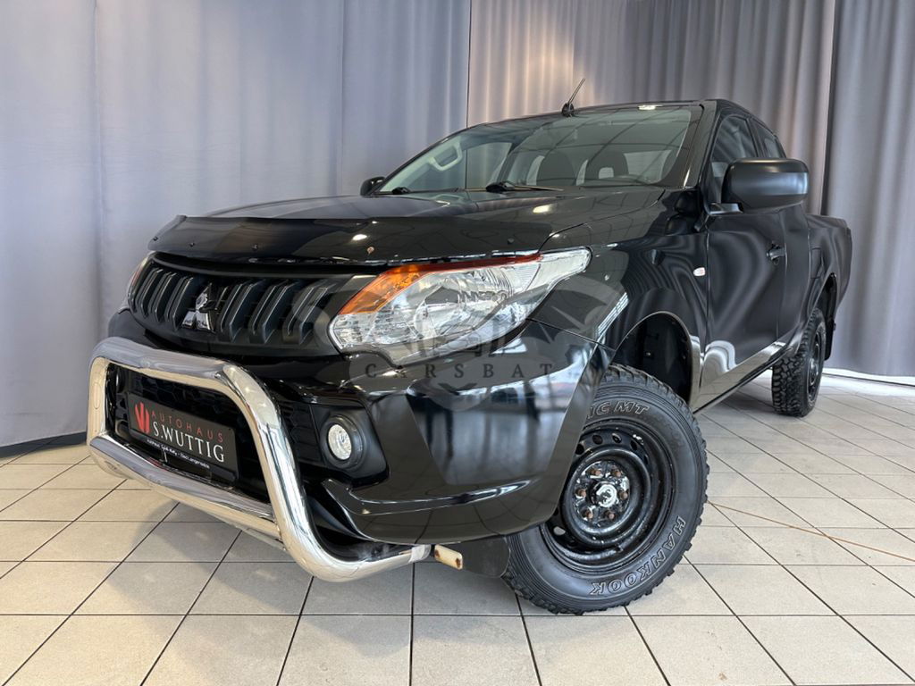 Mitsubishi L200 2015