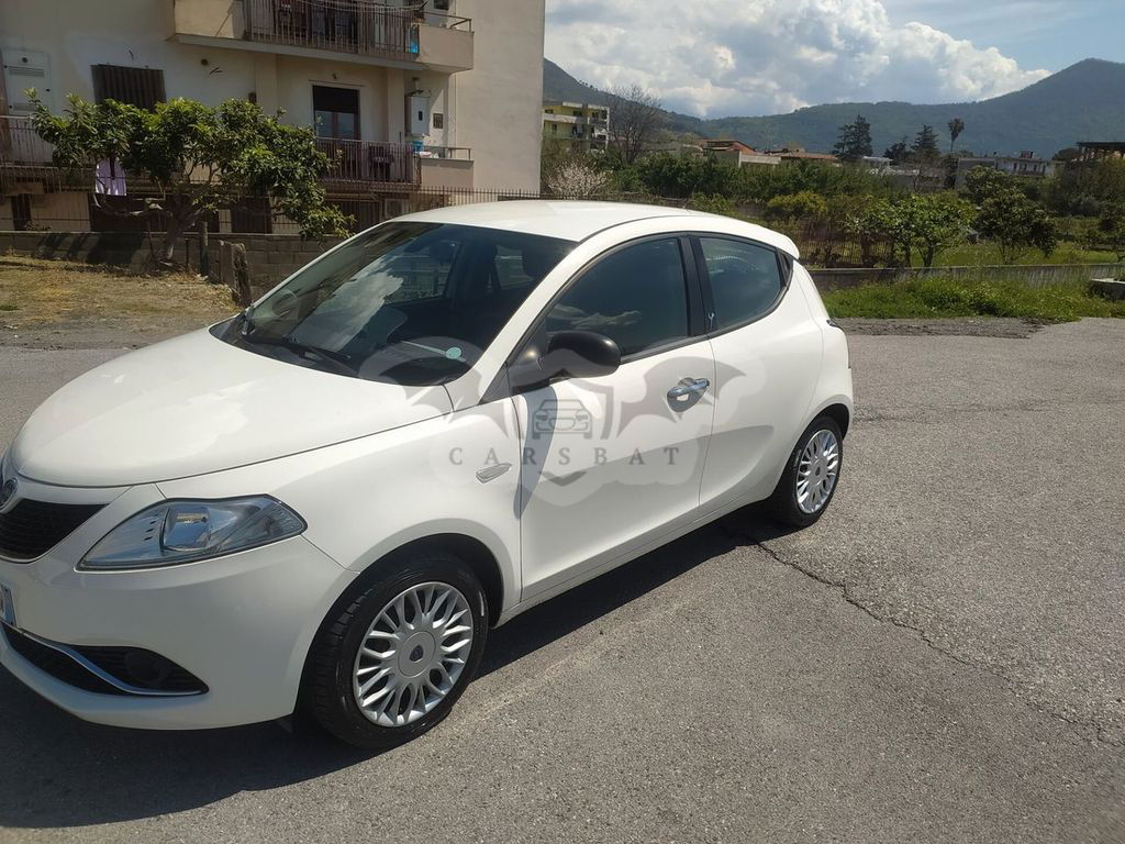 Lancia Ypsilon 2016