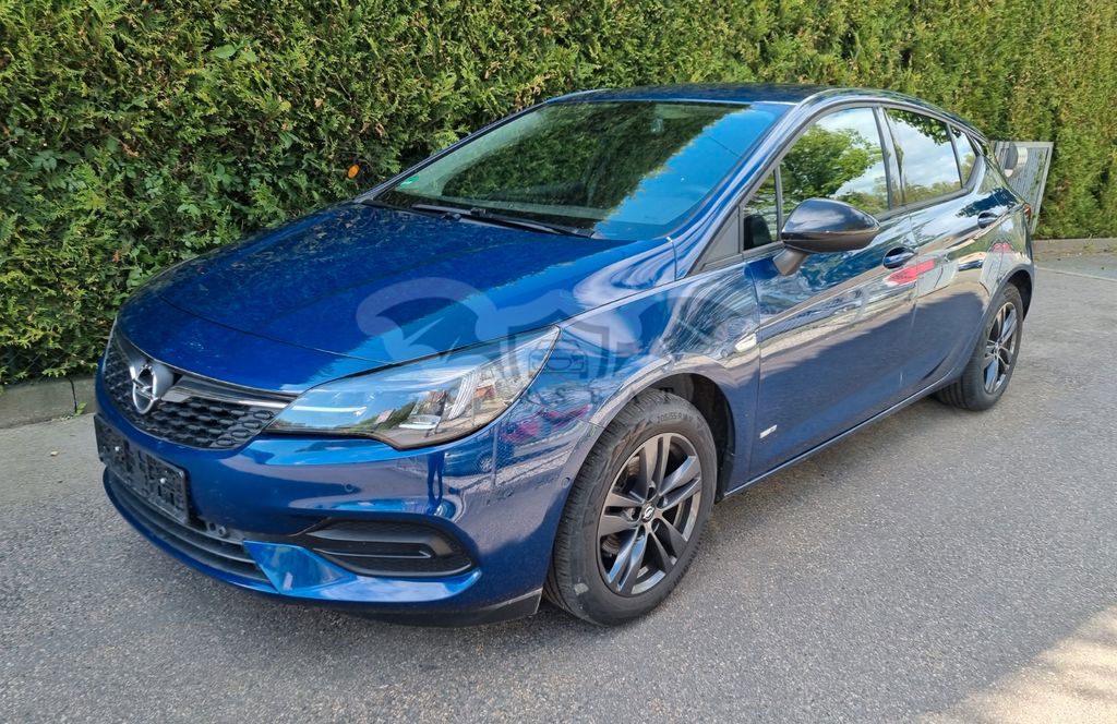 Opel Astra 2021