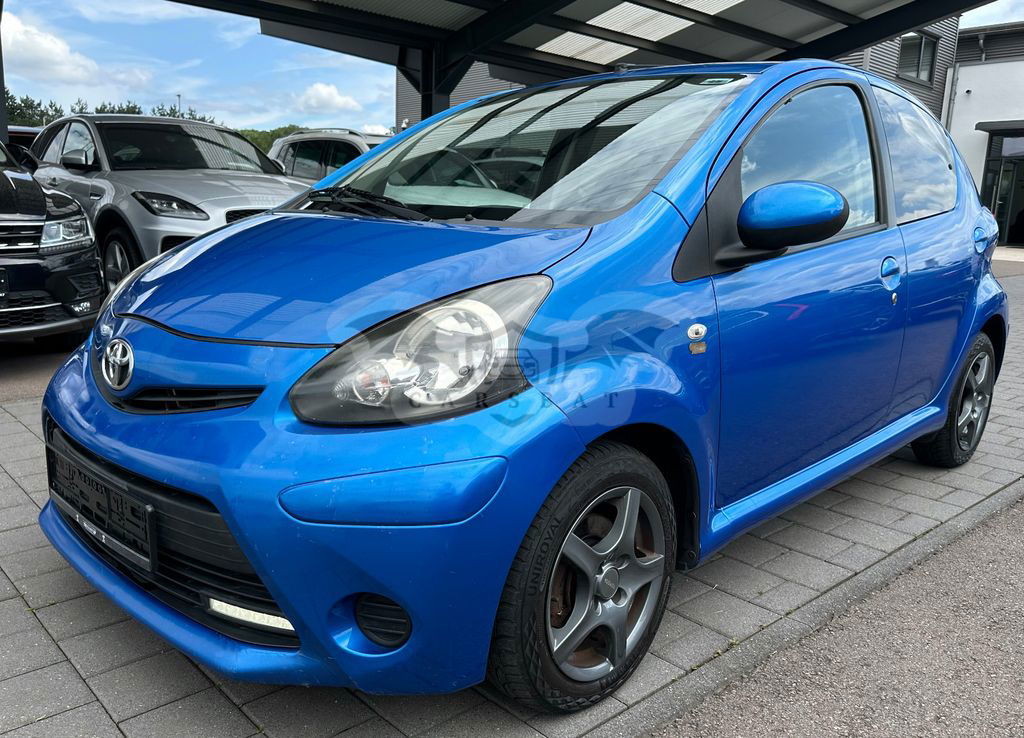 Toyota Aygo X 2012
