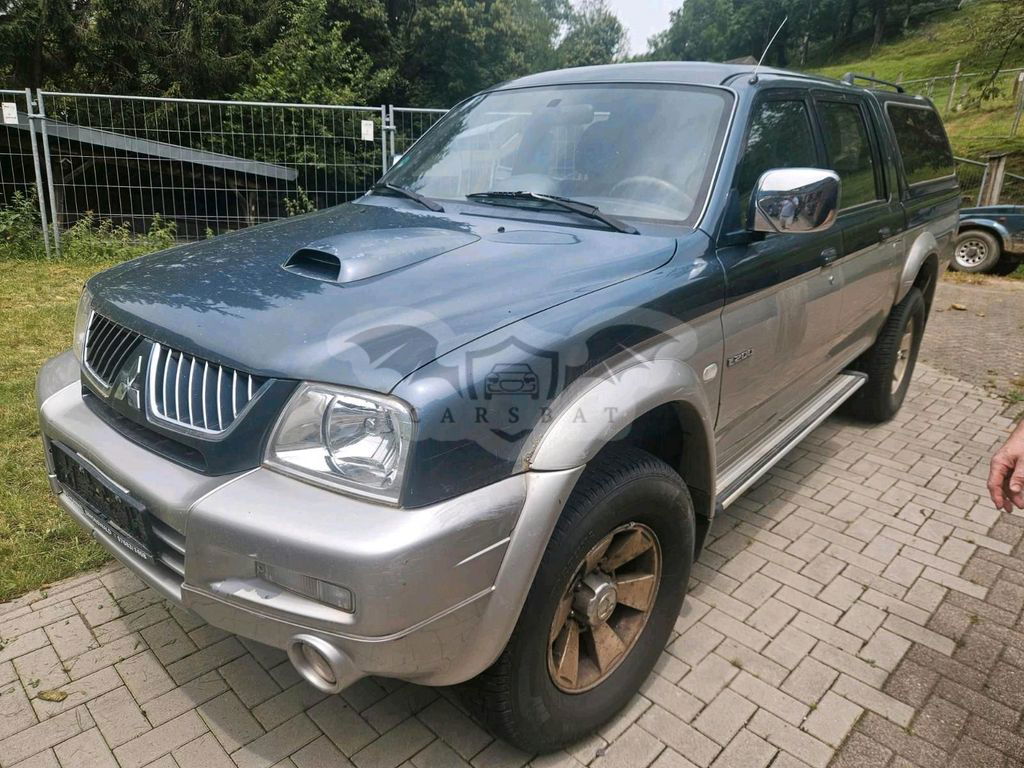 Mitsubishi L200 2005
