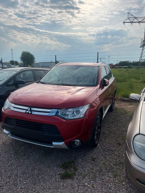 Mitsubishi Outlander 2014