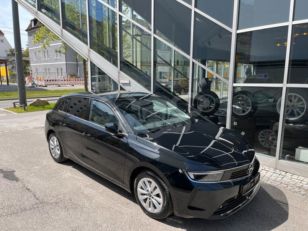 Opel Astra 2023