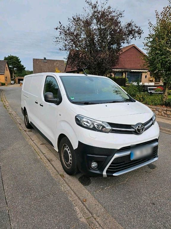 Toyota Verso 2022