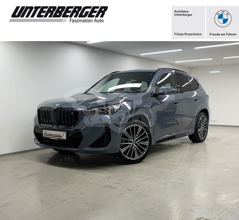 BMW iX1 2023