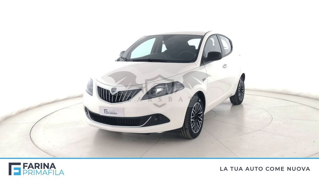Lancia Ypsilon 2024