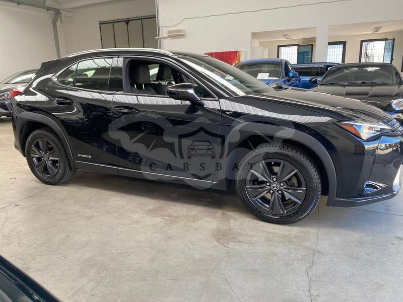 Lexus UX 2020