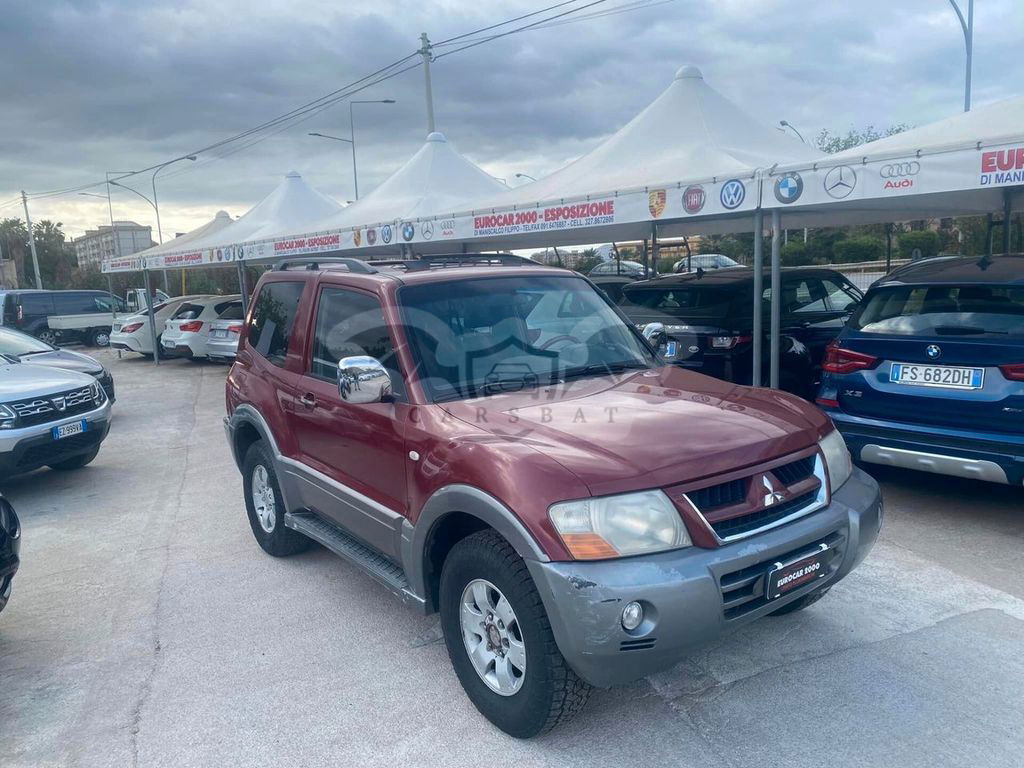 Mitsubishi Pajero 2004