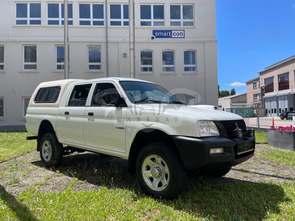 Mitsubishi L200 2005
