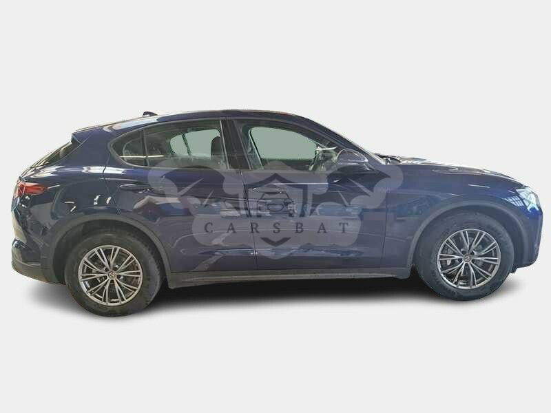 Alfa Romeo Stelvio 2021
