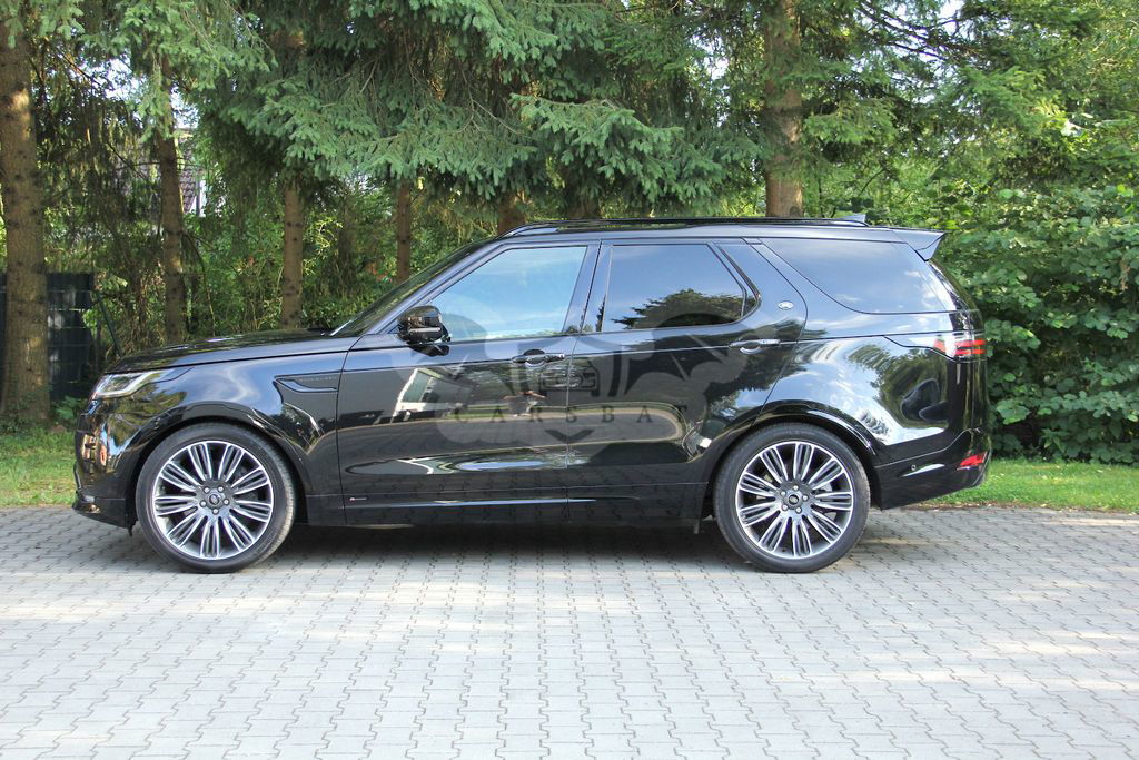 Land Rover Discovery 2021