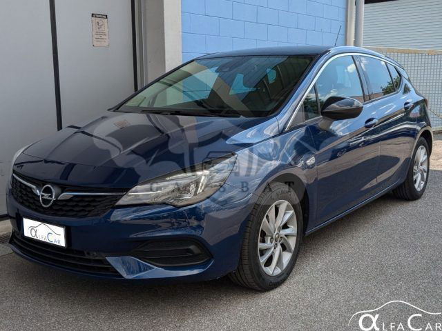 Opel Astra 2021
