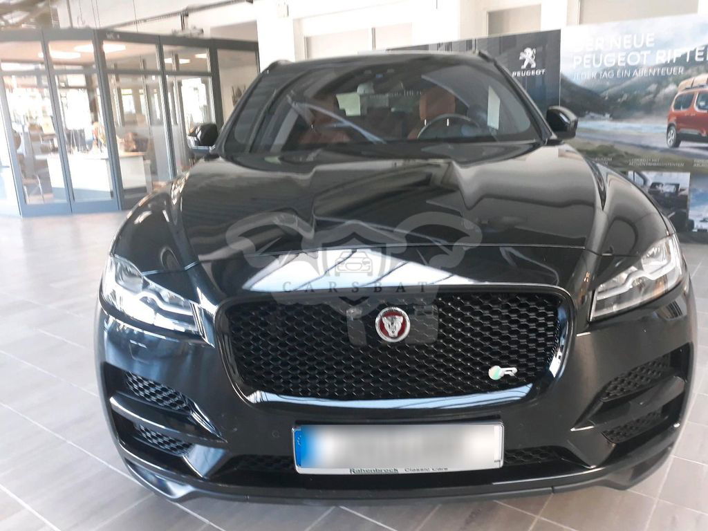Jaguar F-Pace 2016