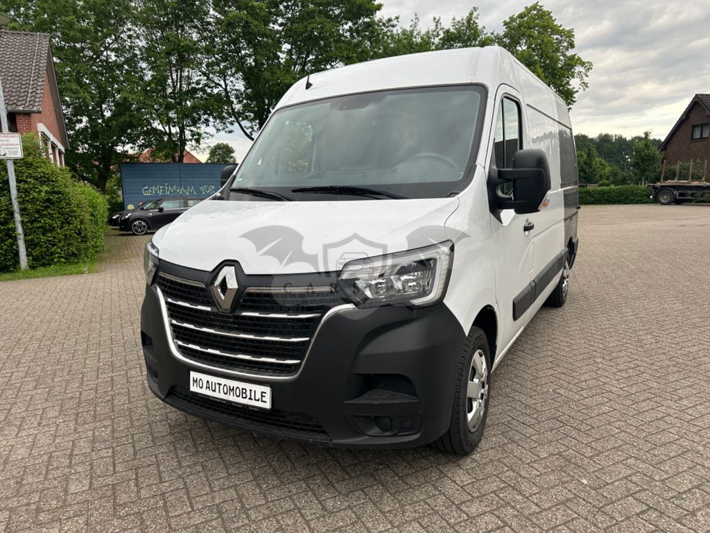 Renault Master 2023