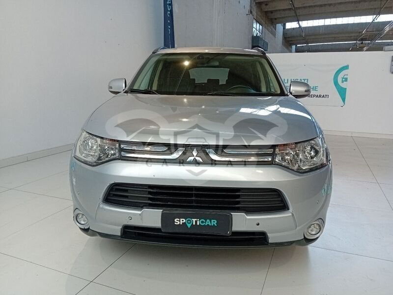 Mitsubishi Outlander 2014