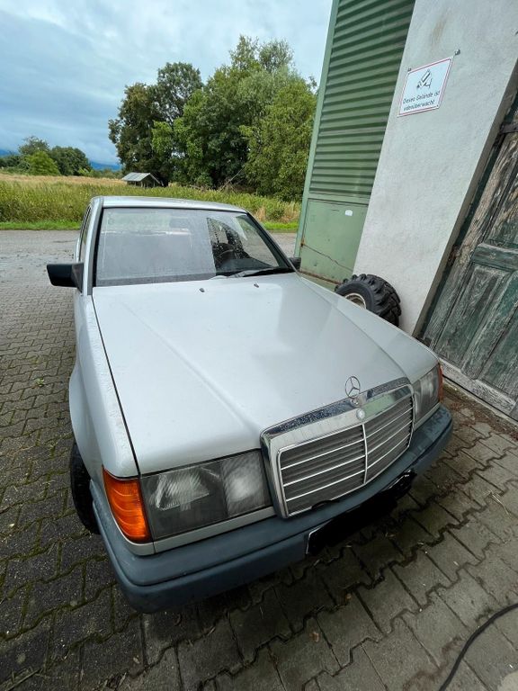 Mercedes-Benz 250 1987