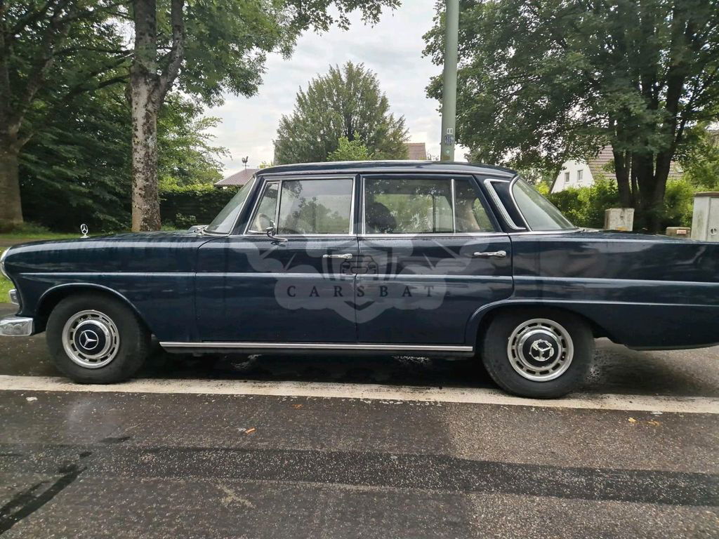Mercedes-Benz V 200 1967