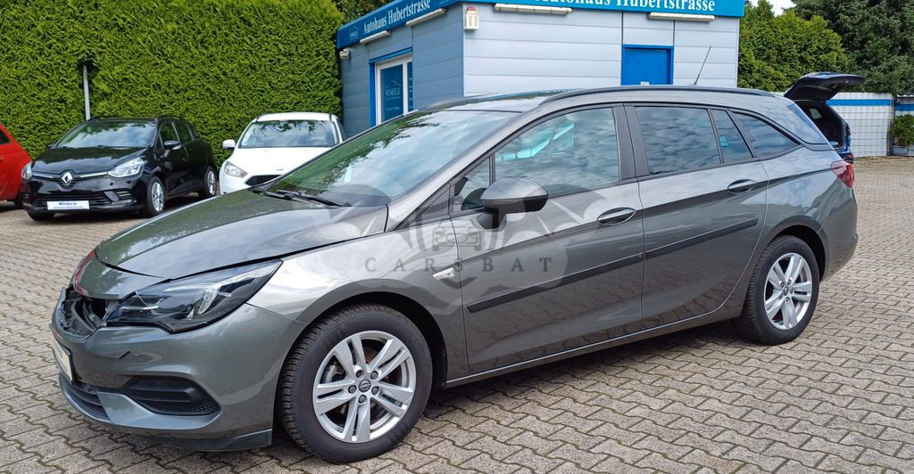 Opel Astra 2021
