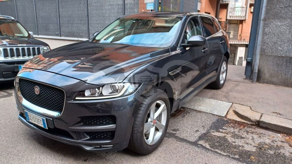 Jaguar F-Pace 2017
