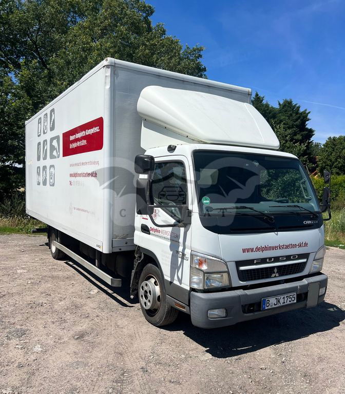 Mitsubishi Fuso Canter 2011
