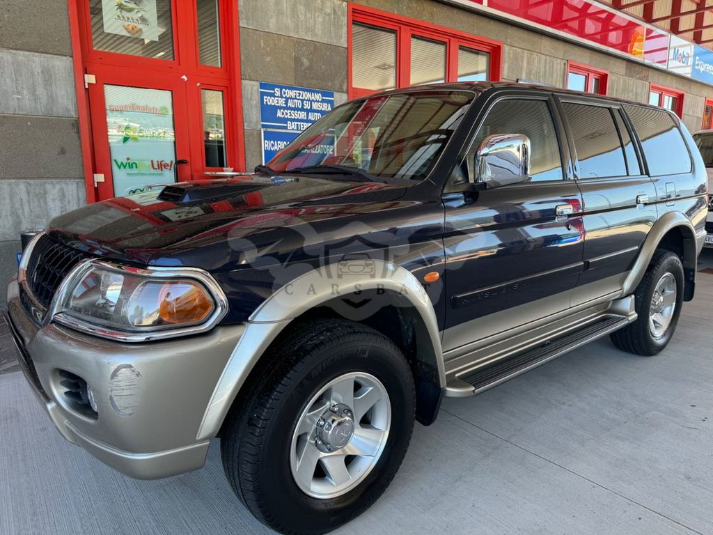 Mitsubishi Pajero 2004