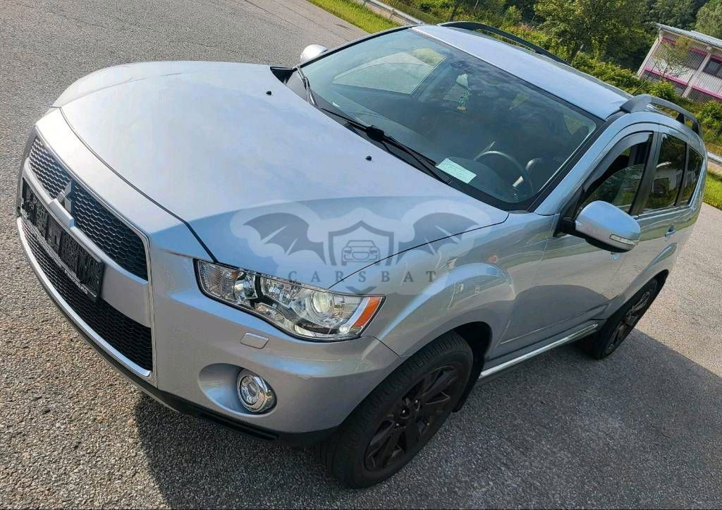 Mitsubishi Outlander 2011
