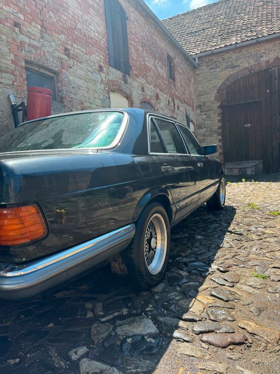 Mercedes-Benz E 500 1984