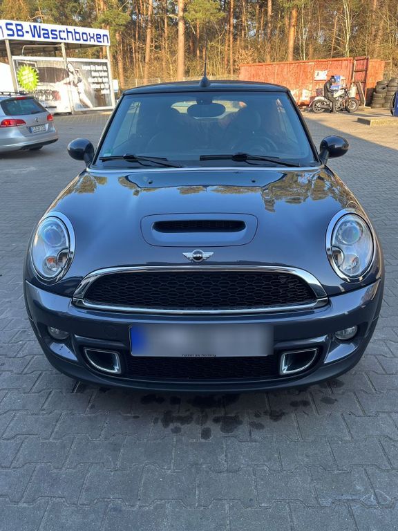 Mini Cabrio 2012