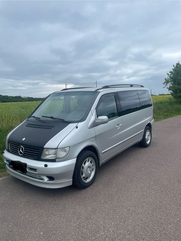 Mercedes-Benz V 220 2000