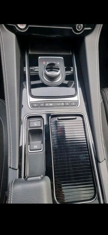Jaguar F-Pace 2019