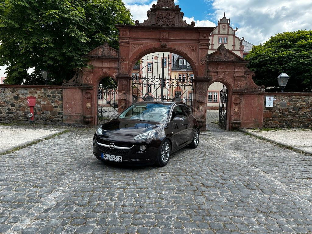 Opel Adam 2016